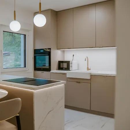 Apartma Maria *